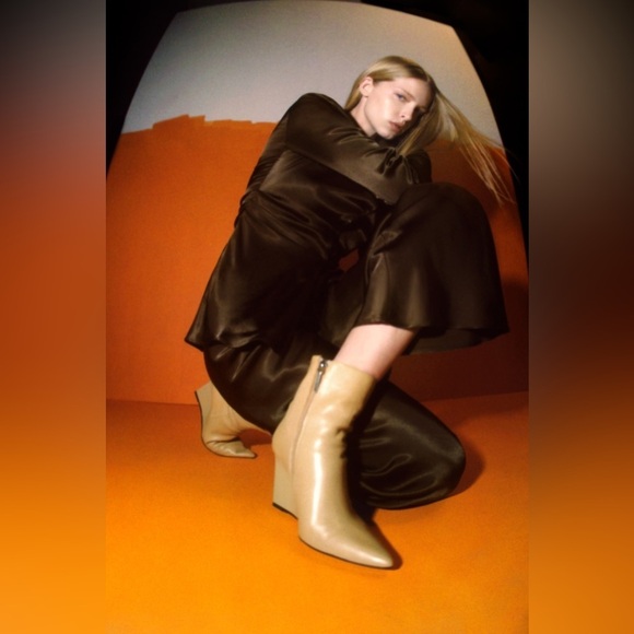Zara Camel Wedge Heeled Boots - Picture 6 of 7